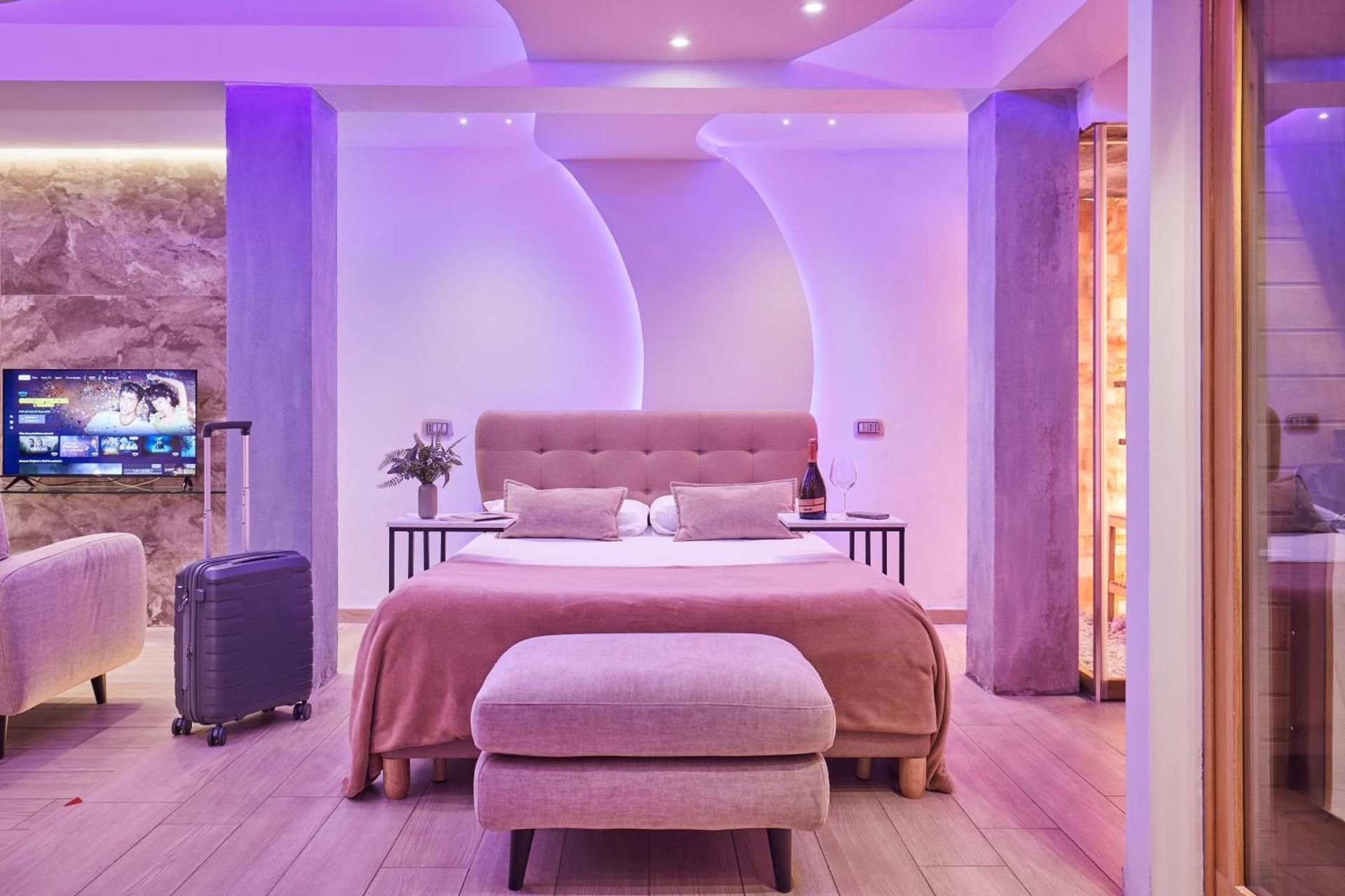 Suite with private Spa - Basement