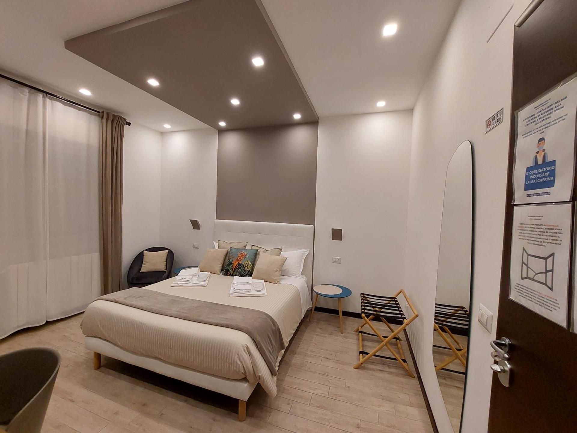 Queen Room