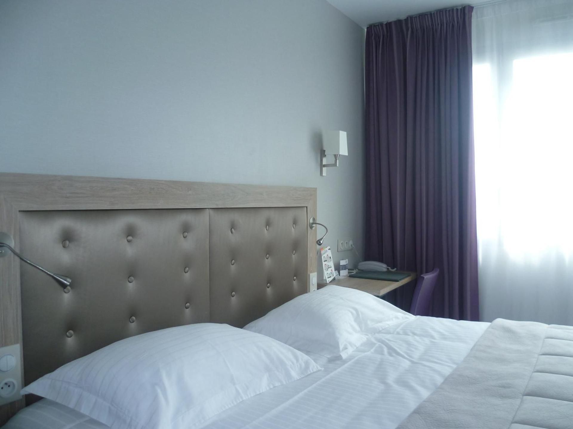 Hotel Anne De Bretagne Budget Double Room