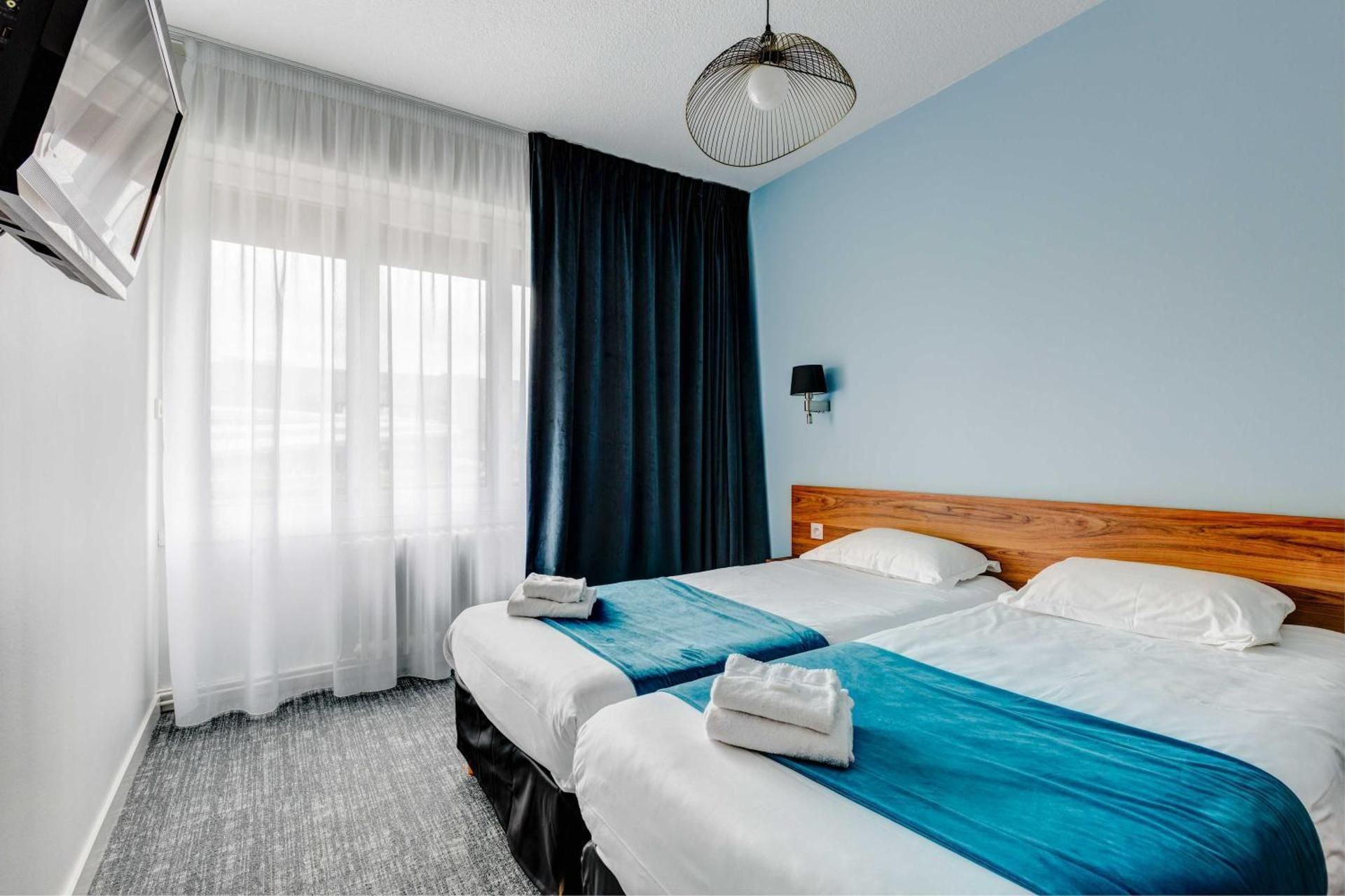 le paris brest hotel Standard Twin Room 2