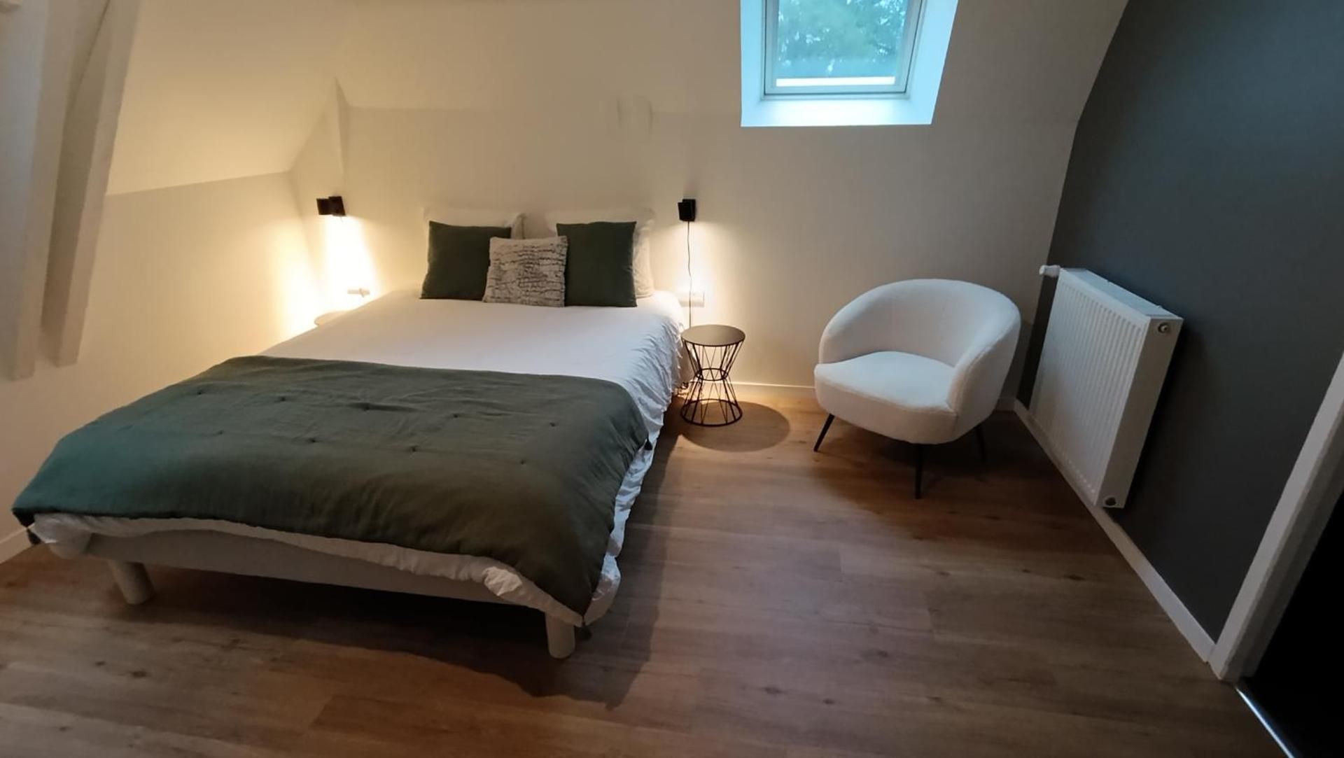 KastellRen - Rennes - Grand parking prive Deluxe Double Room