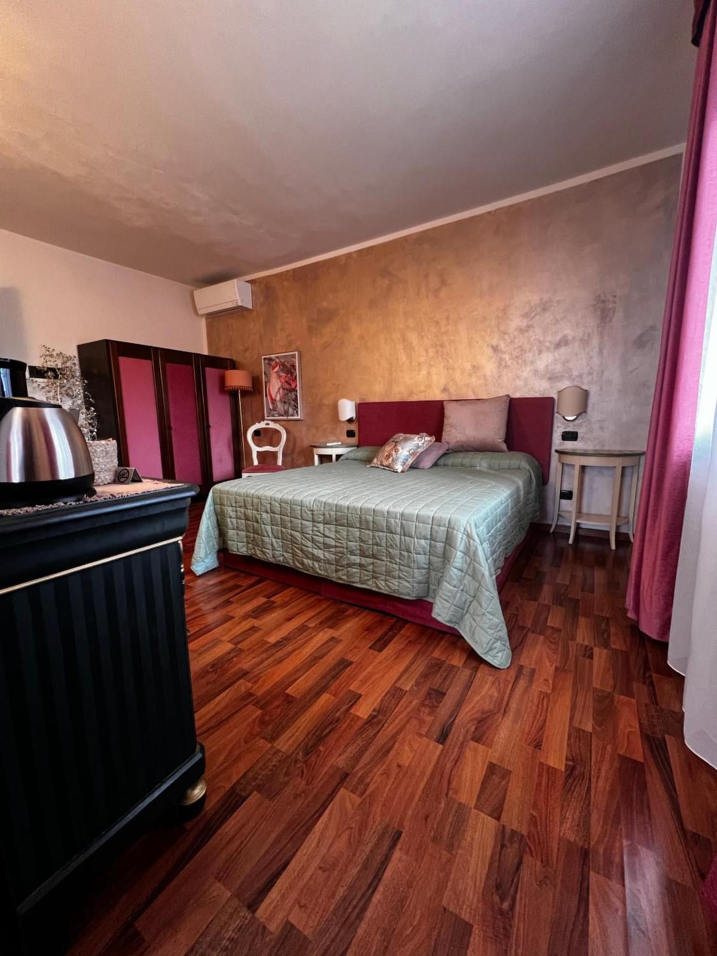 Luxury Triple Room
