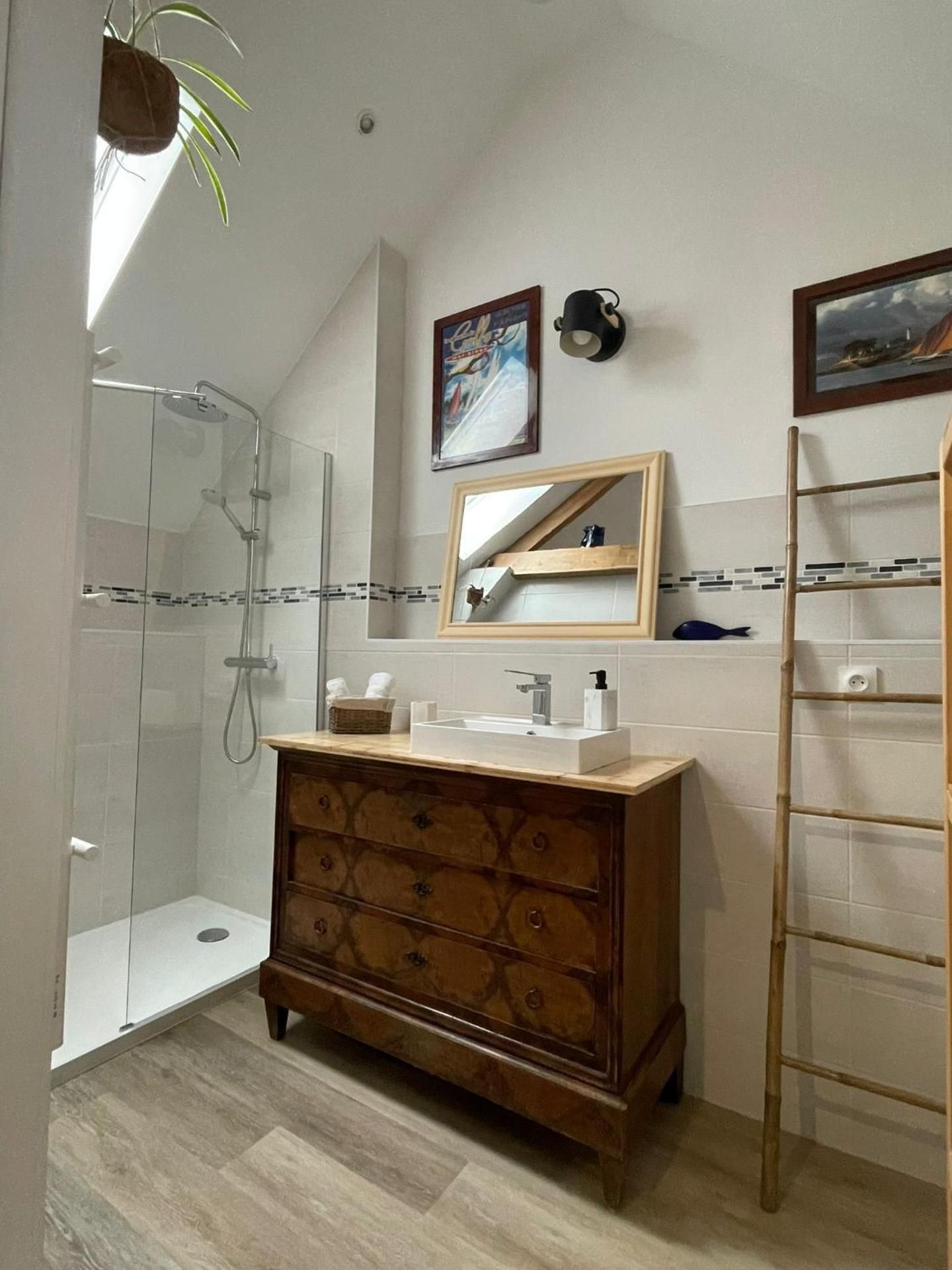Double Room with Private Bathroom