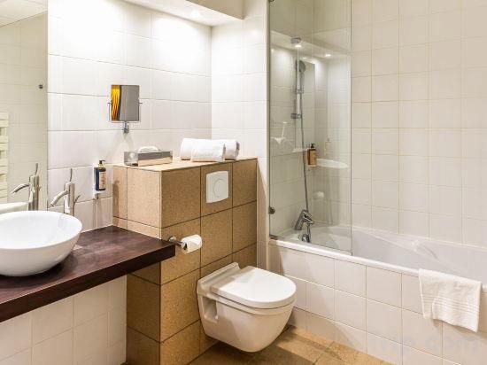 Mercure Agen Centre Classic Room - 1 Double Bed And 1 Single Sofa Bed