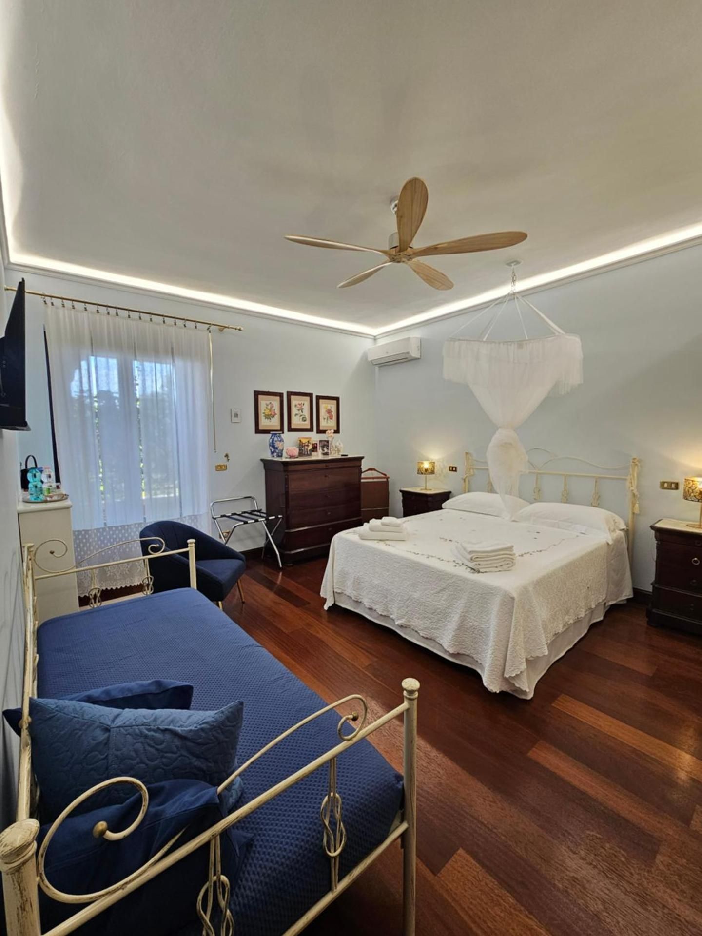 Triple Room with Pool View