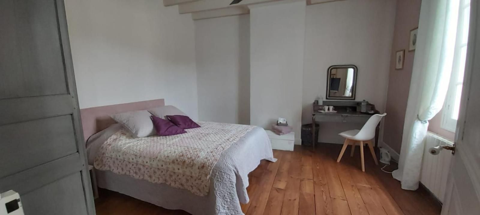 Double Room with Private External Bathroom