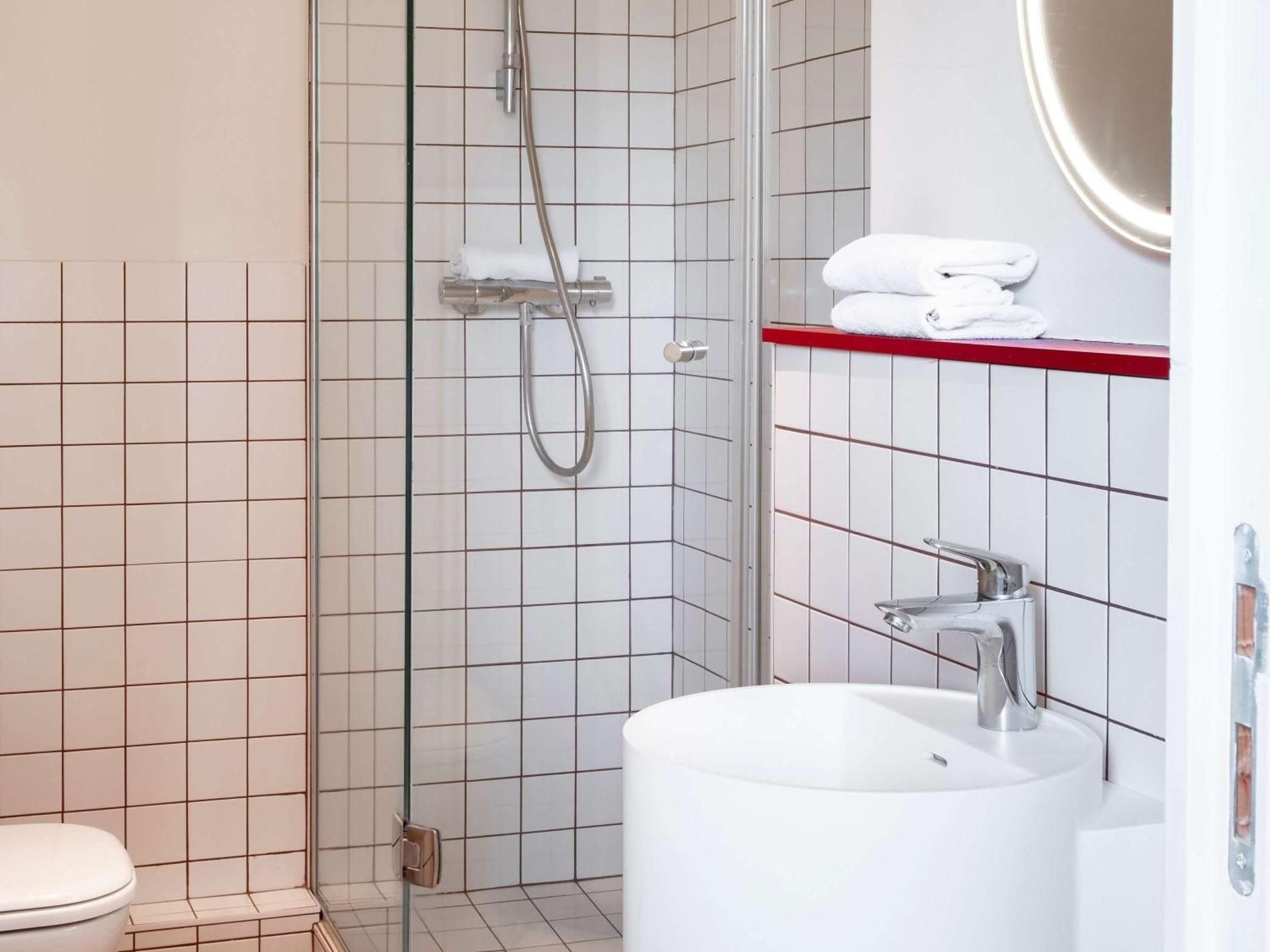 Ibis Styles Rouen Centre Cathedrale Standard Twin Room 3