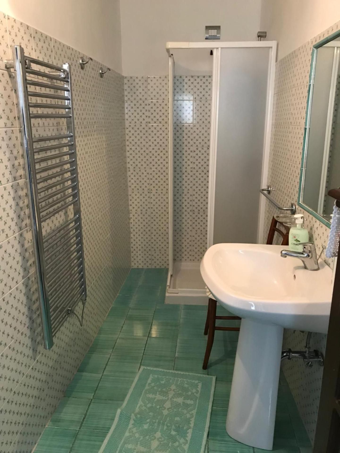 Deluxe Room (2 Adults + 1 Child)