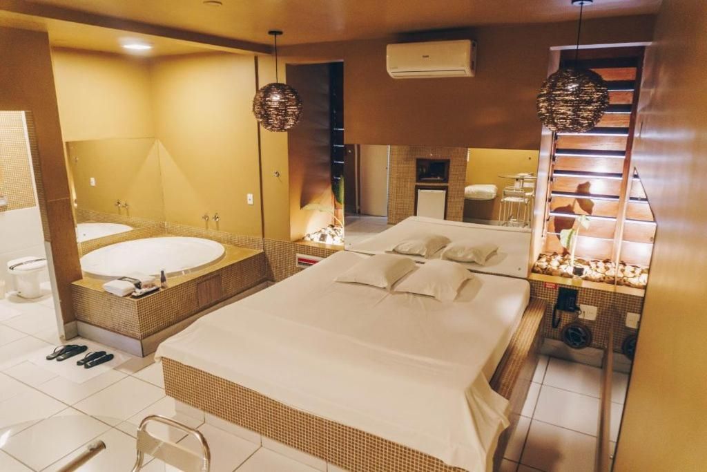 Studio with Spa Bath