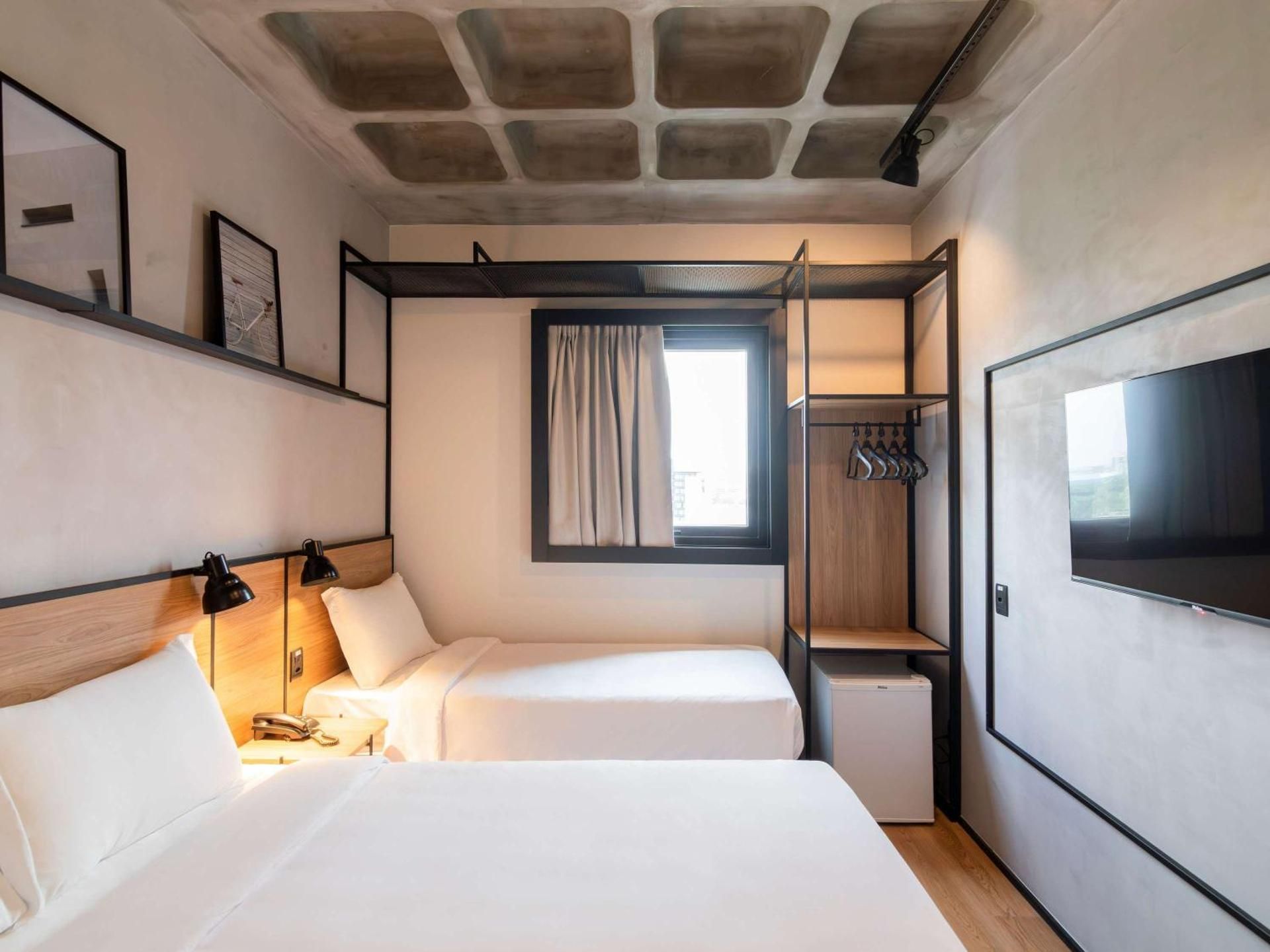 Standard Triple Room with One Double and One Single Bed