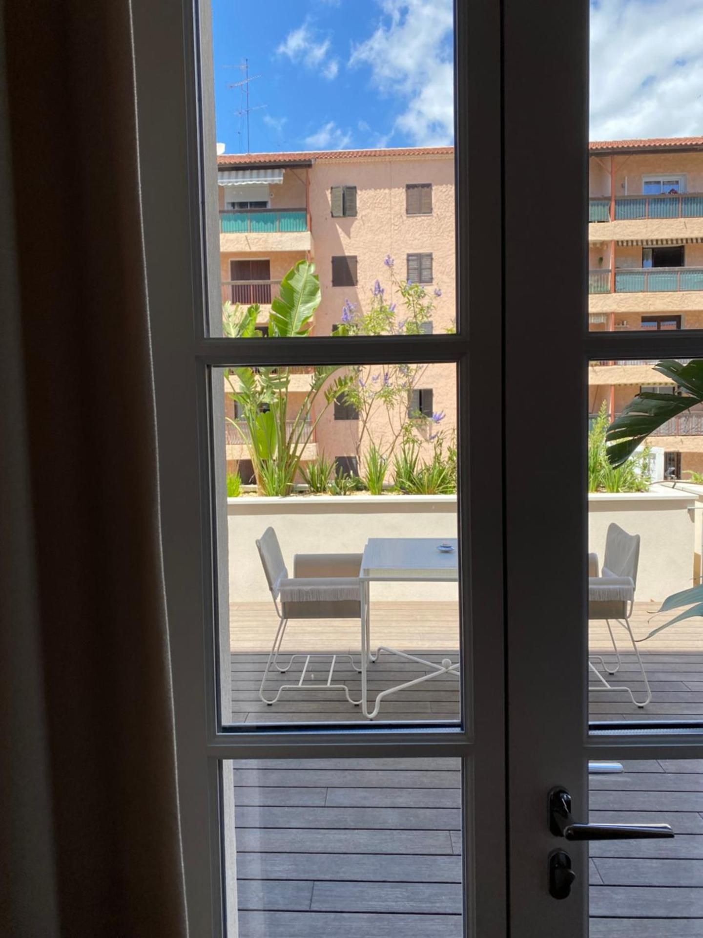 Deluxe Room with Terrace