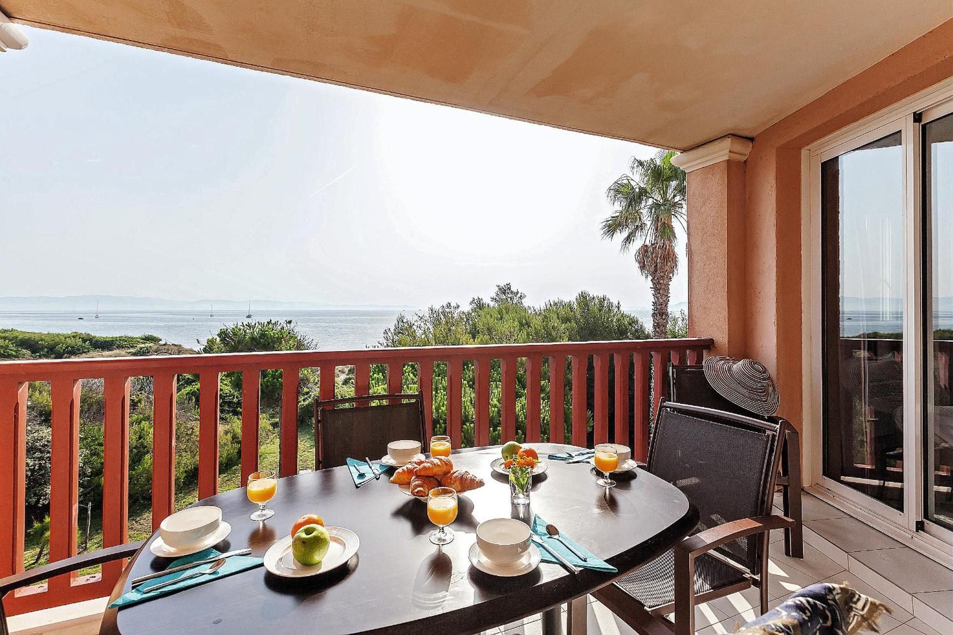 One-Bedroom Apartment with Terrace or Balcony (4 People) - Sea View