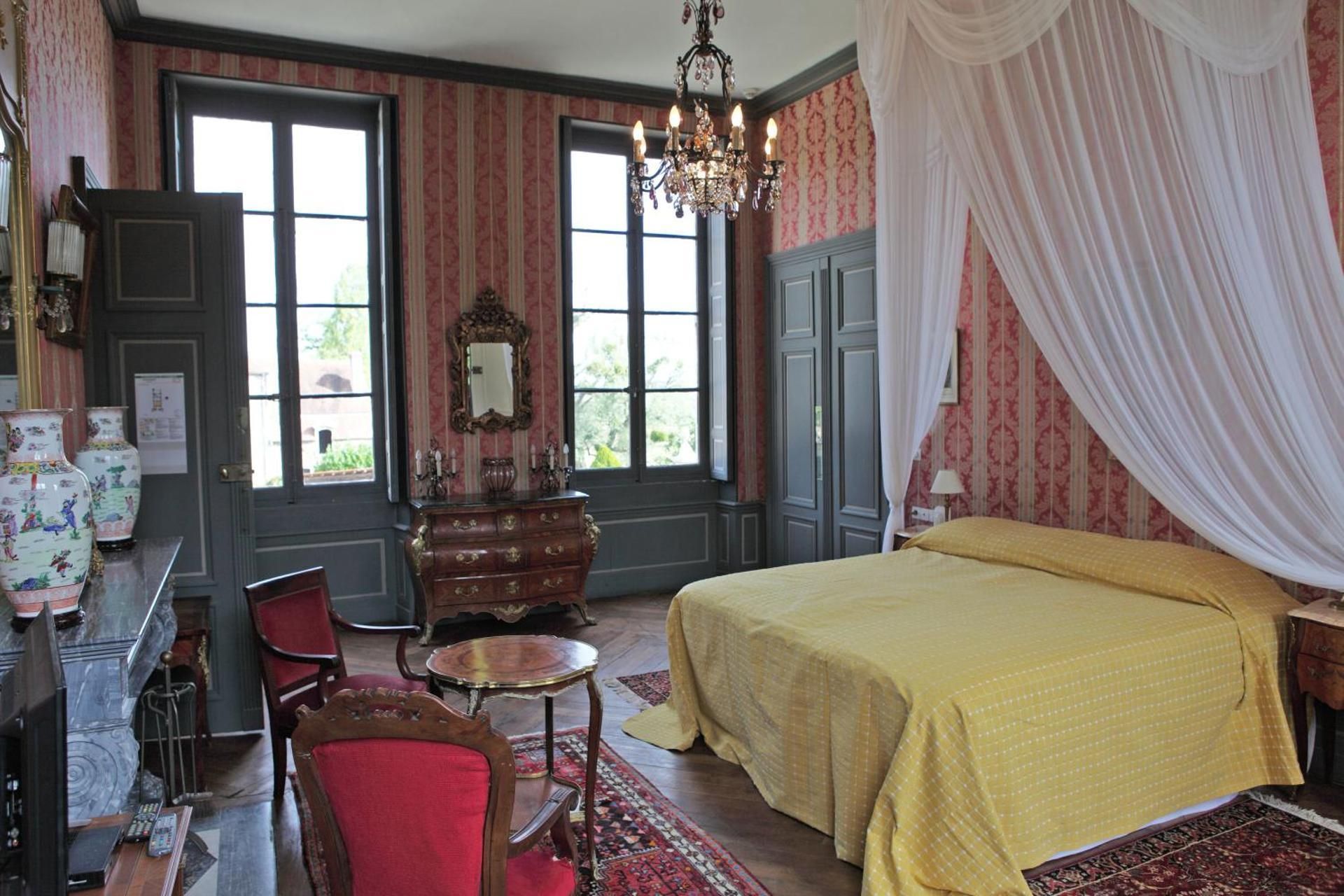 Prestige Suite