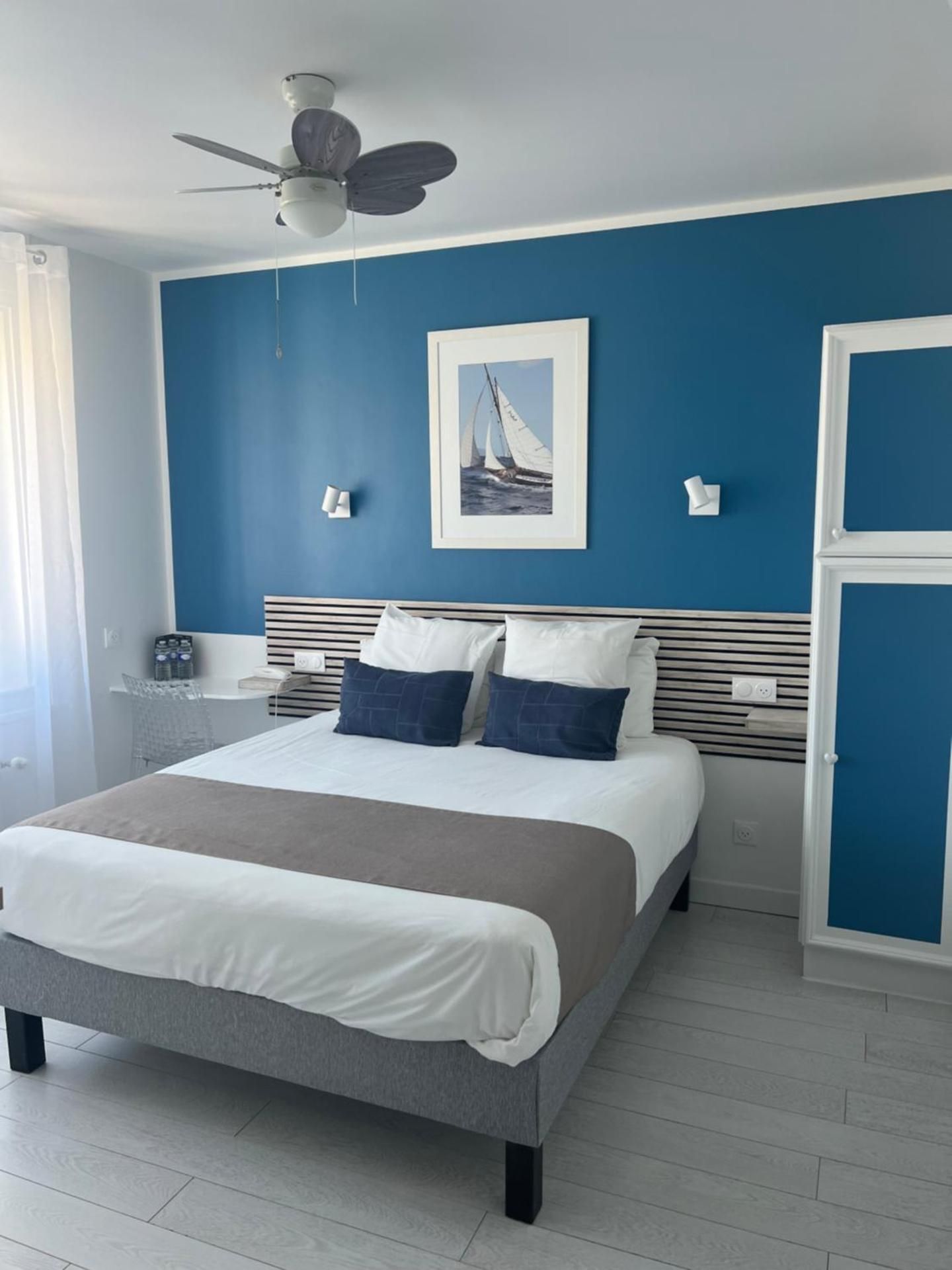 Standard room Triple