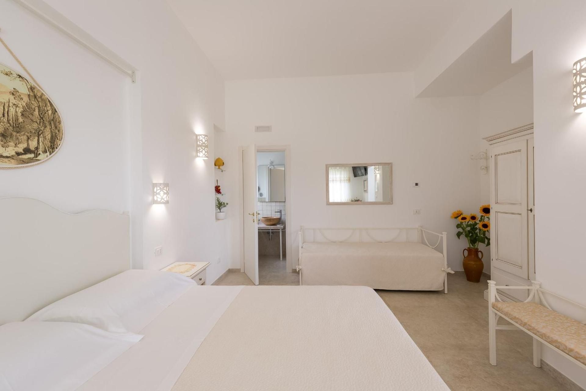 Quadruple Room with Terrace