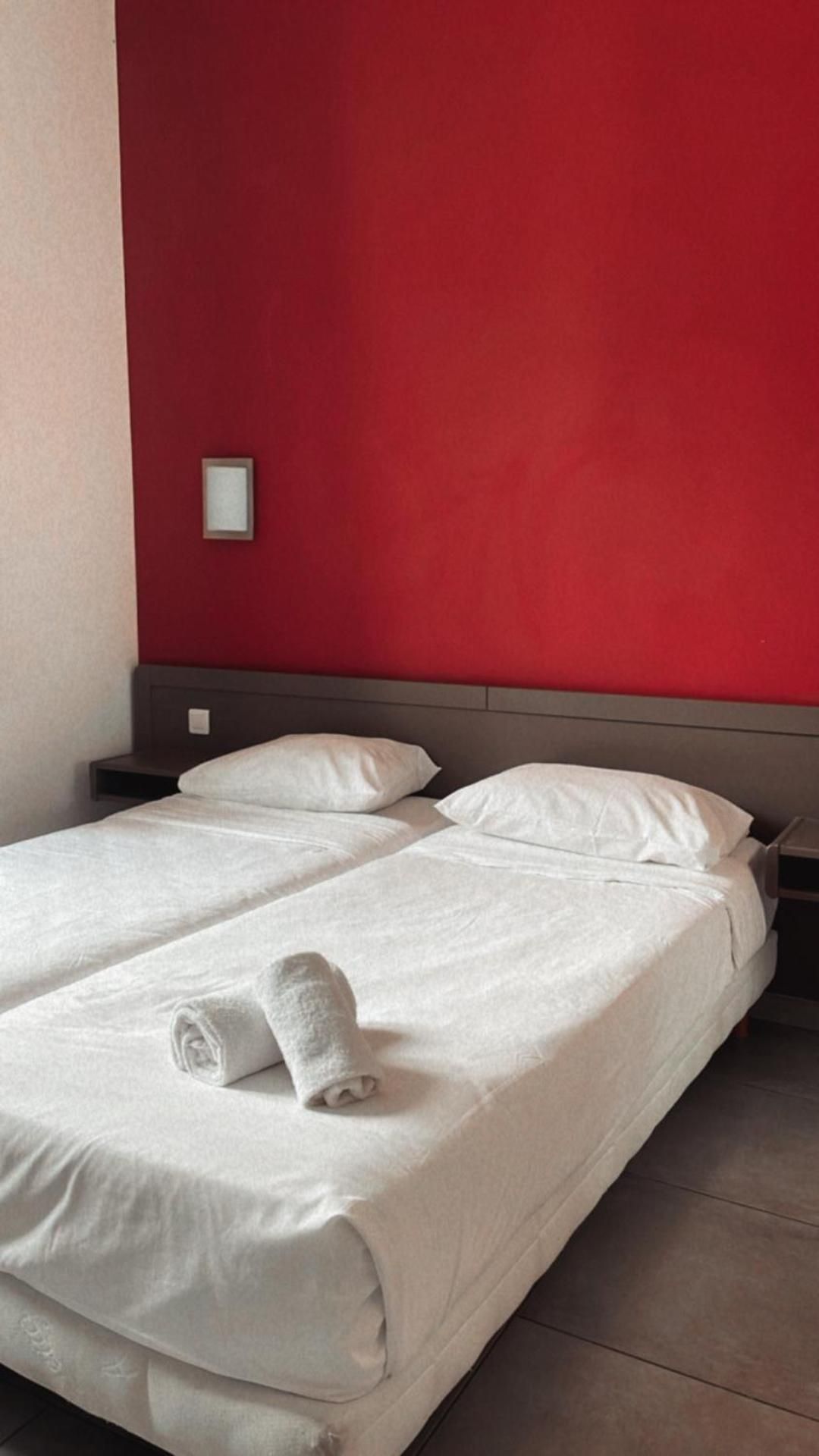 Riviera Hotel Triple