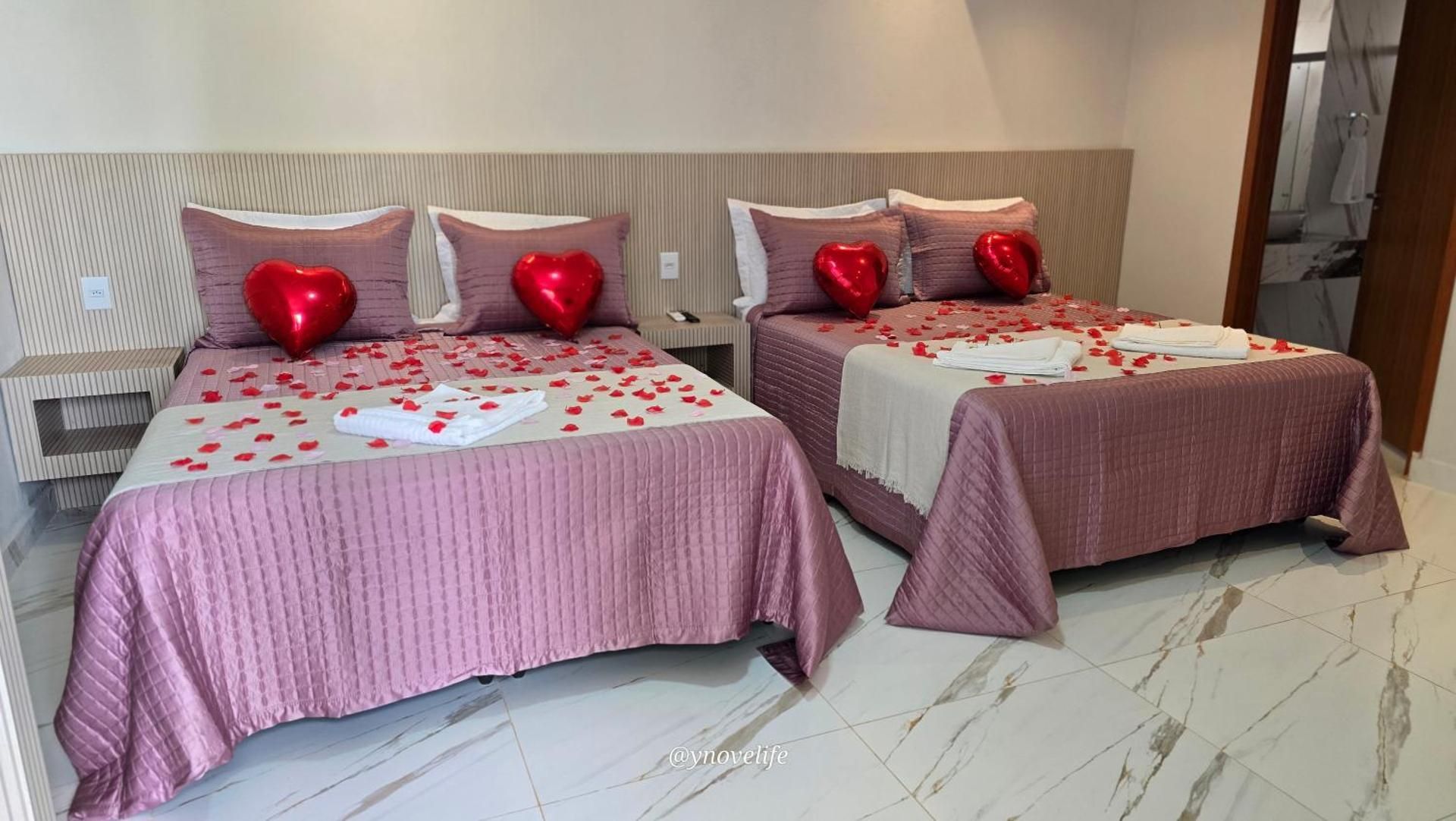 Deluxe Suite with Spa Bath