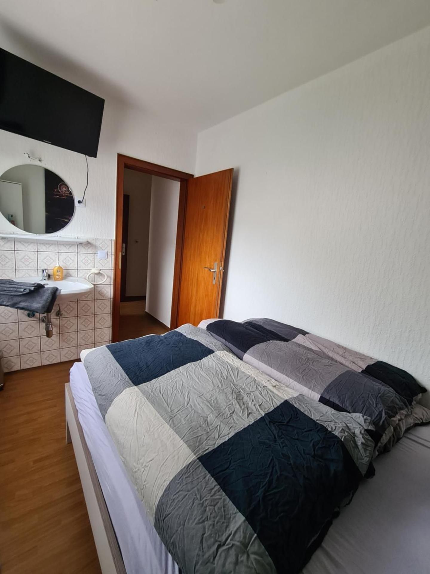 Double Room with Shared Bathroom