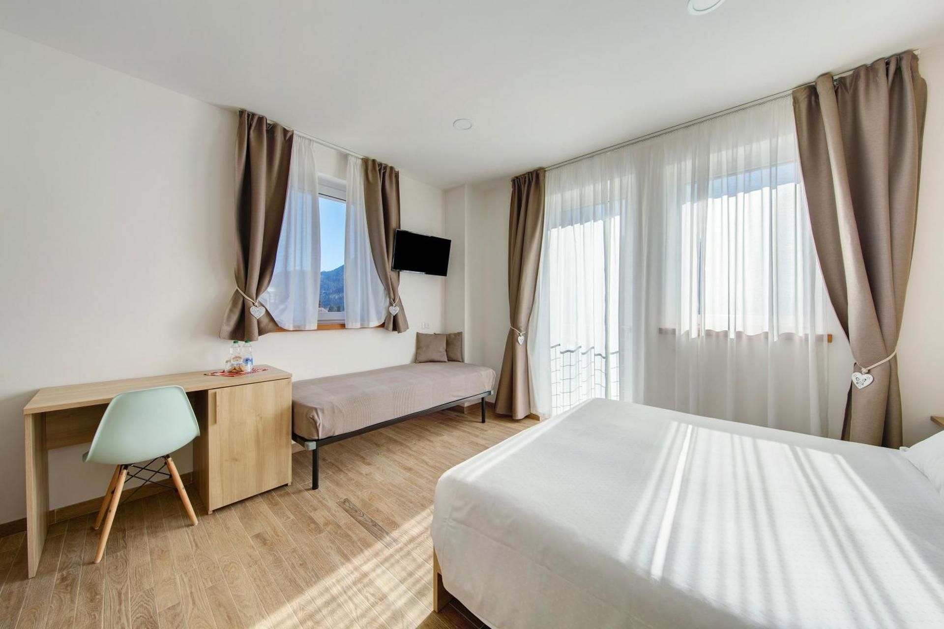 Triple Room with Bathroom