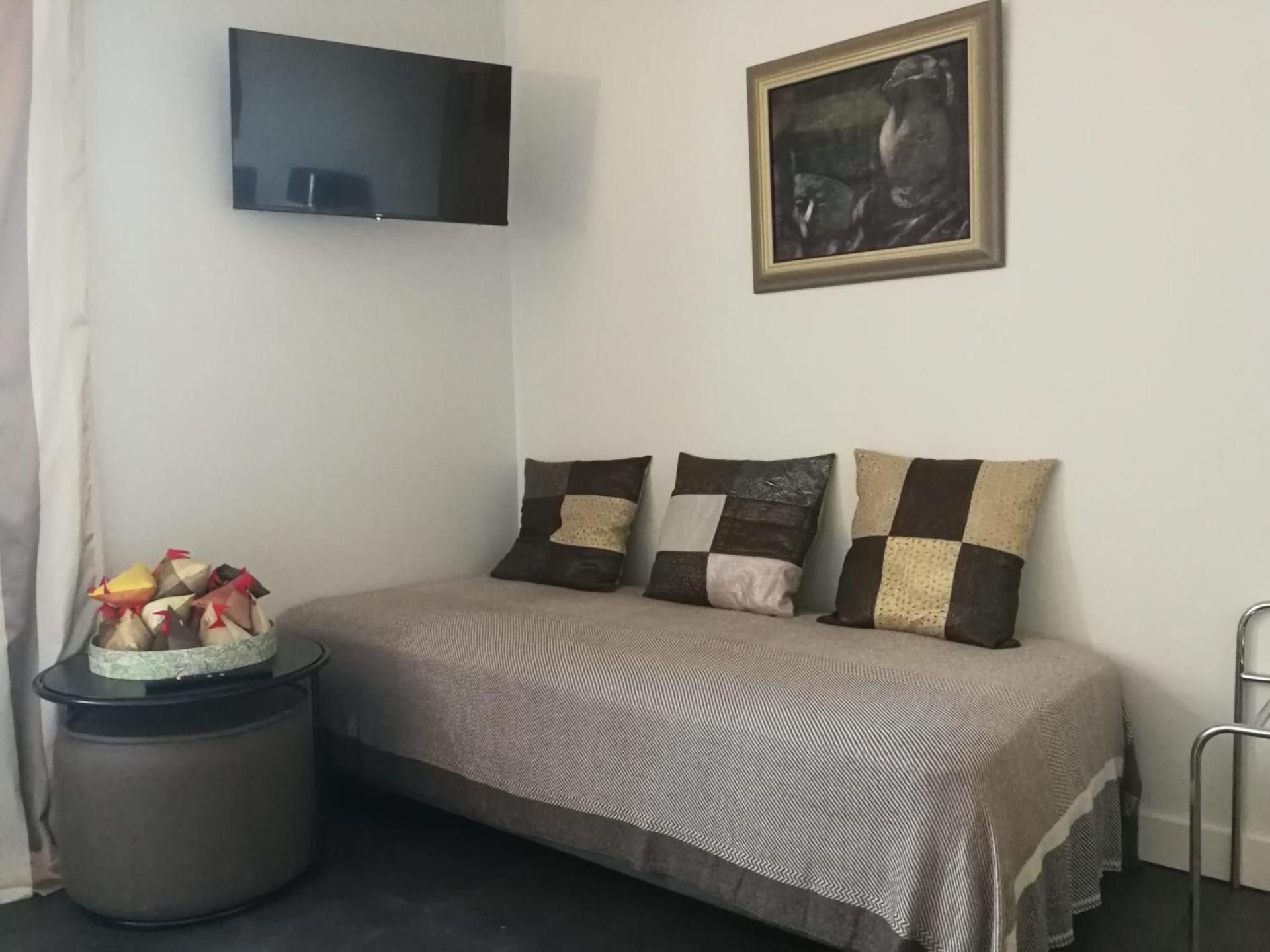 Deluxe Double Room with Extra Bed