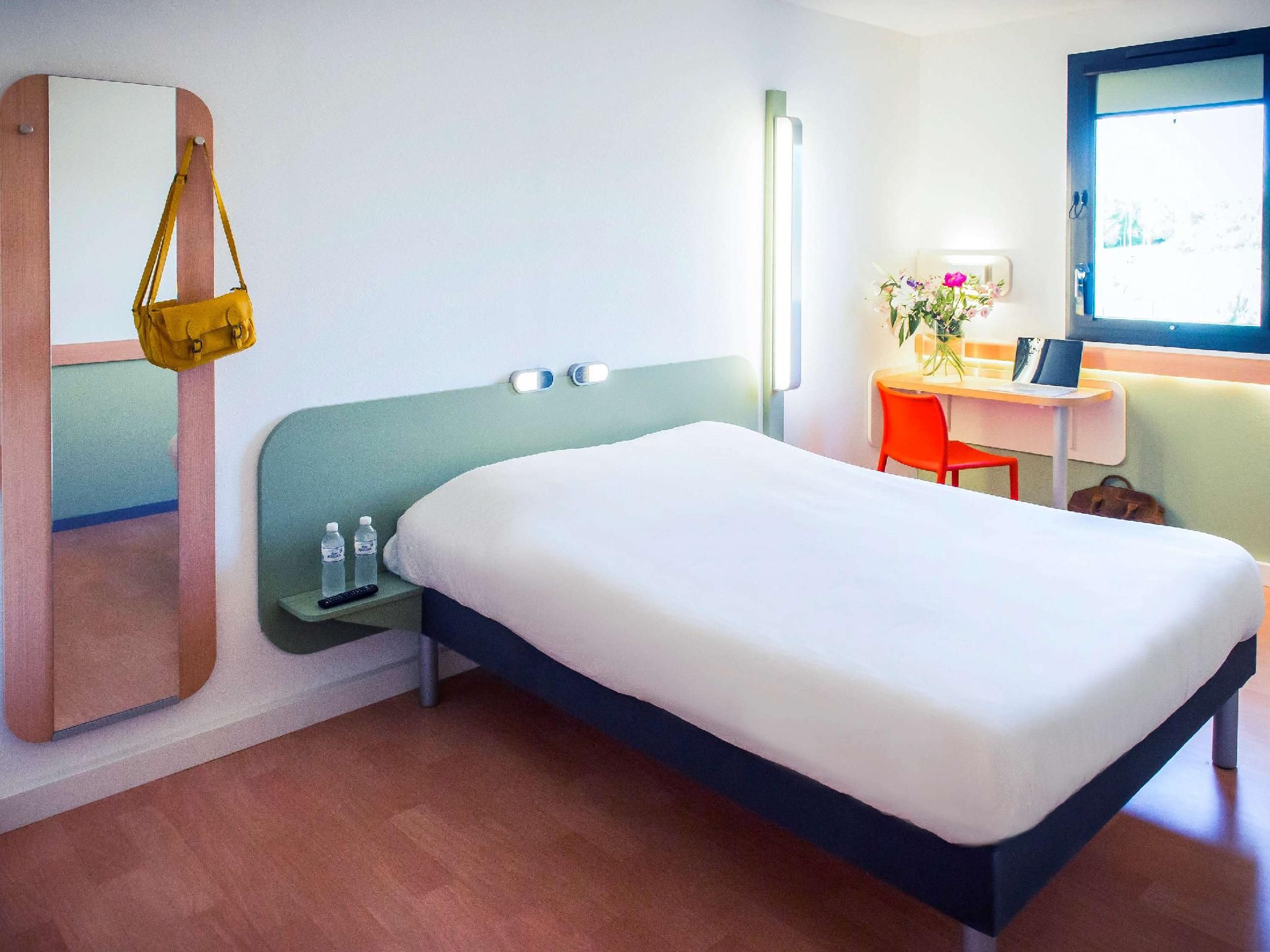 Double Room with a large bed for 2 people