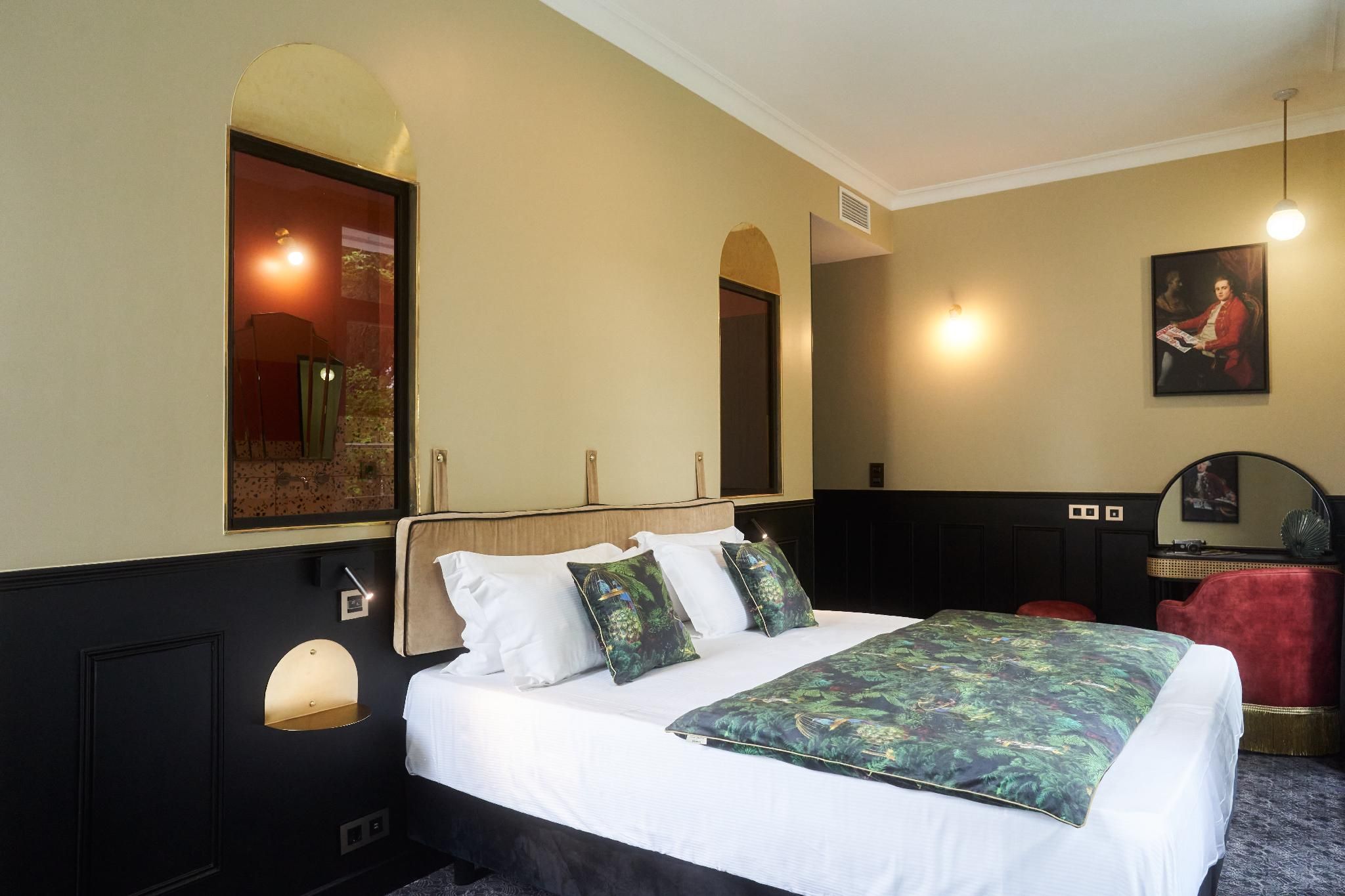 Superior Double Room with Balcony
