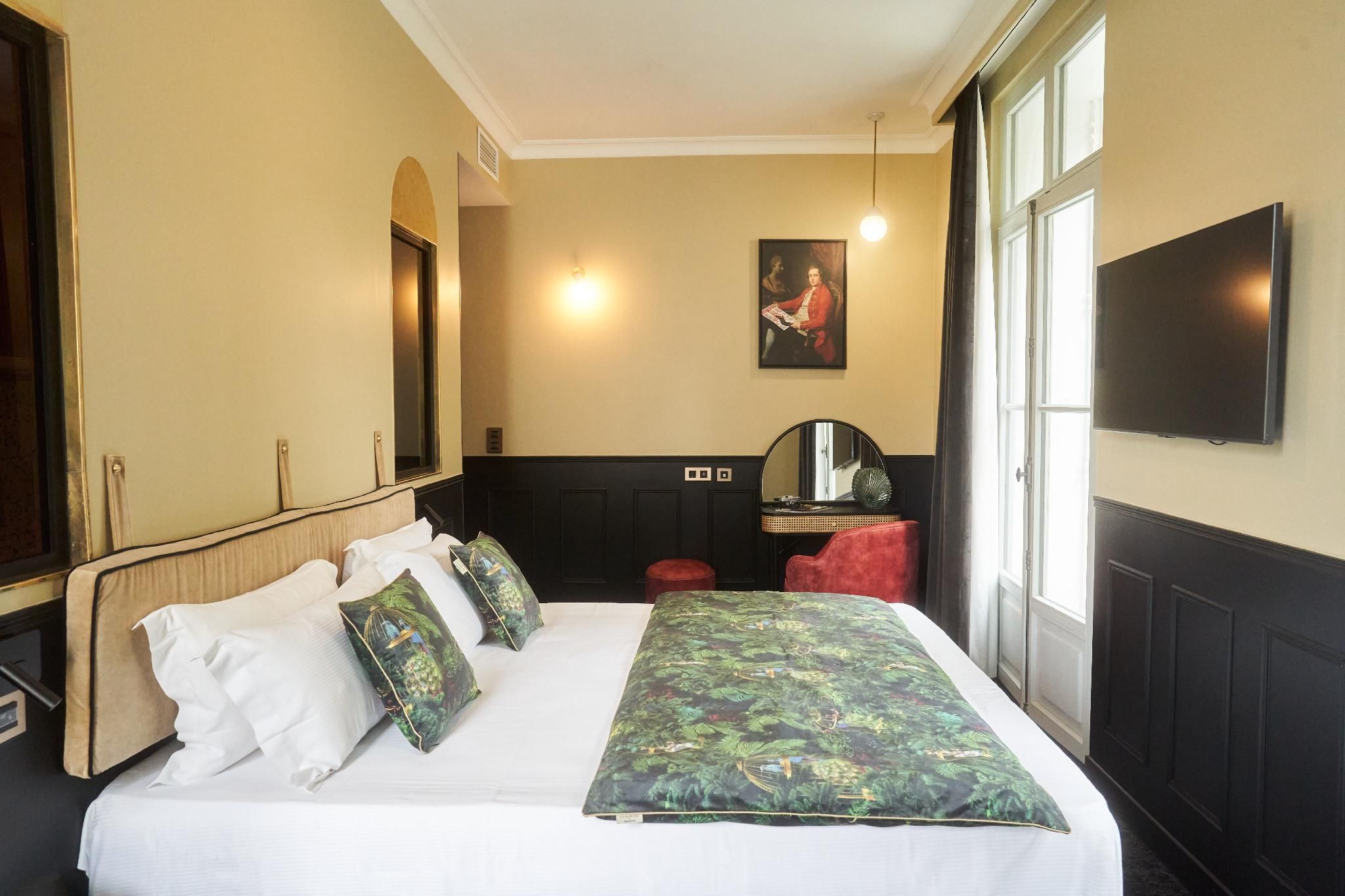 Superior Double Room with Balcony