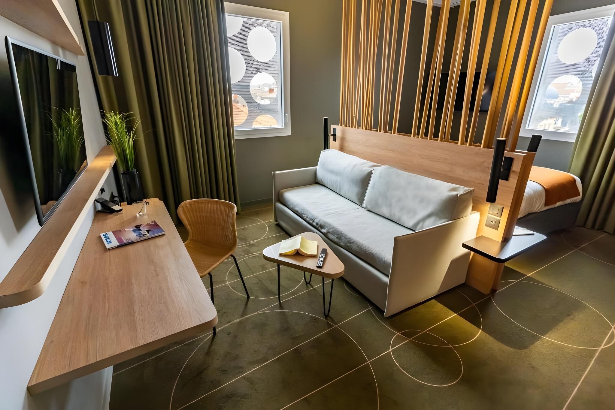 Belaroïa Montpellier Centre Saint Roch Junior Suite for 4 Adults 3
