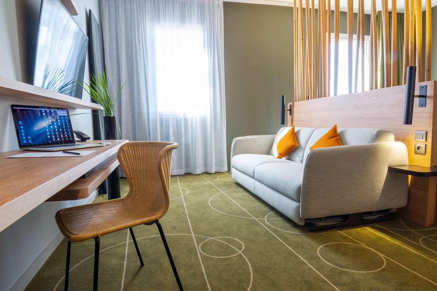 Belaroïa Montpellier Centre Saint Roch Junior Suite for 4 Adults