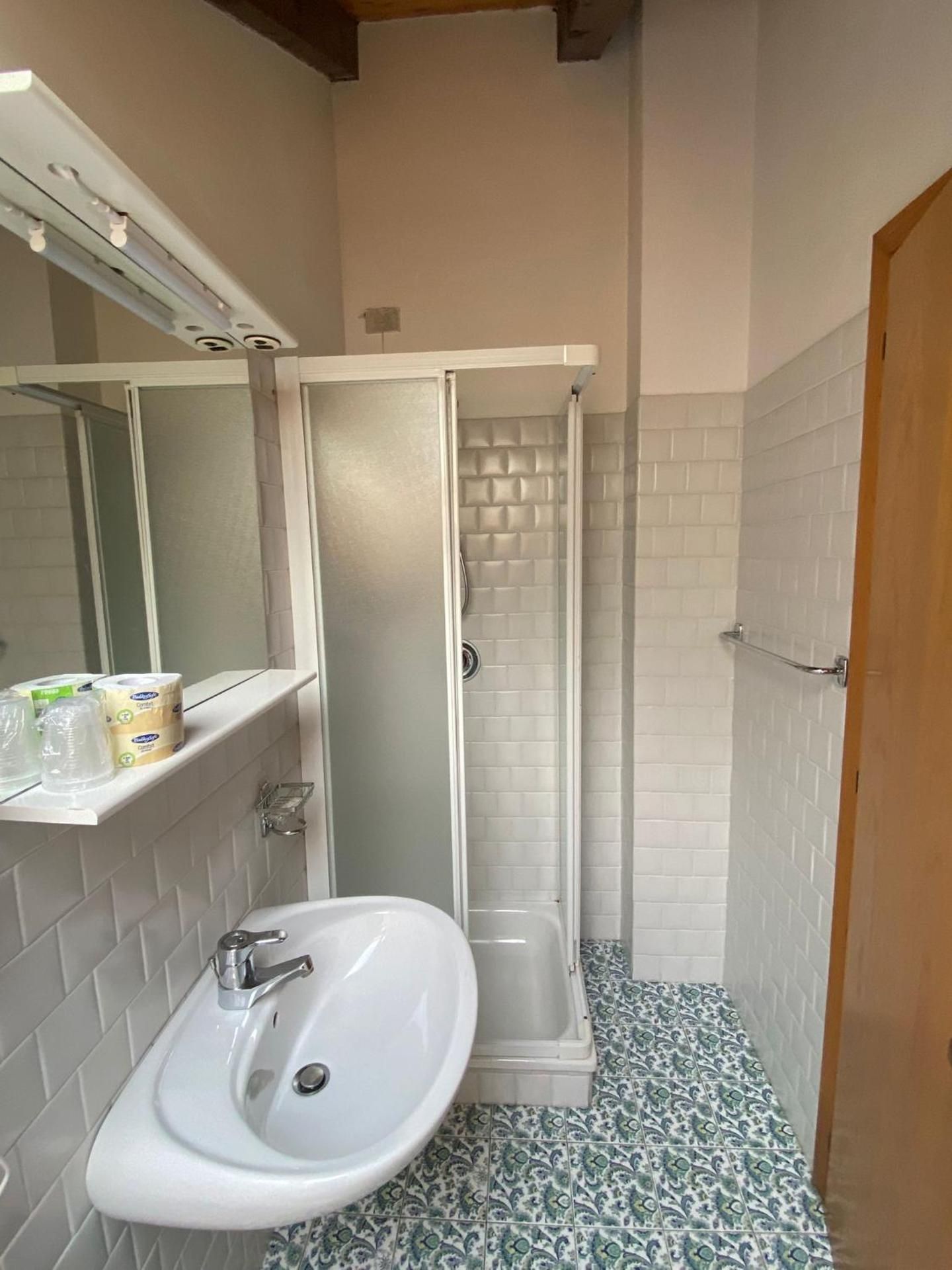 Economy Single Room