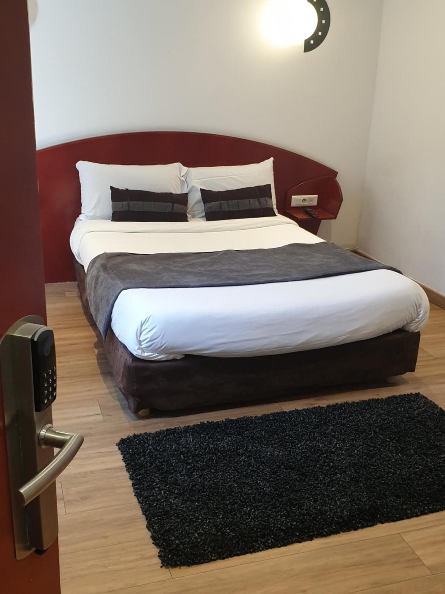 Le Clemenceau Hotel et Appart'hotel & Restaurant "Gare Sncf" centre ville Double Room