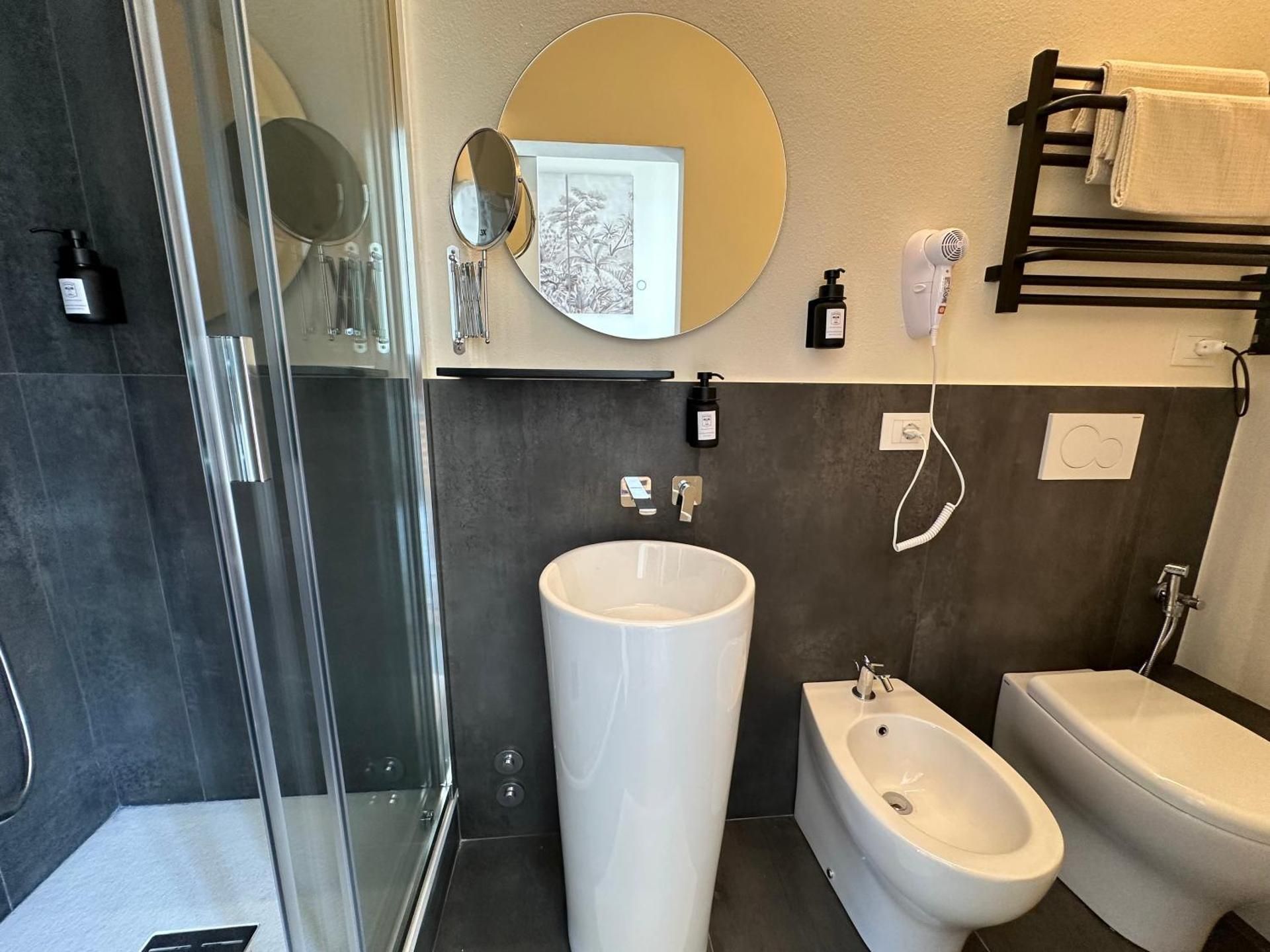 Deluxe Single Room with Balcony