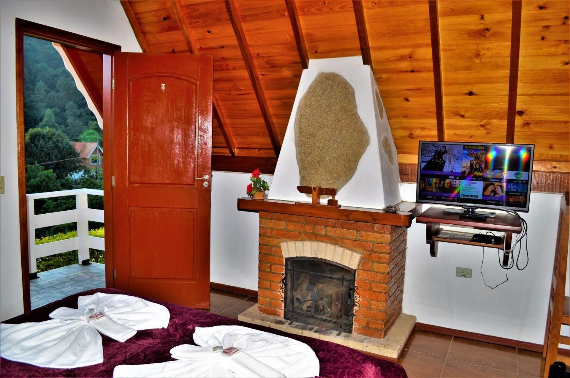 Standard Chalet