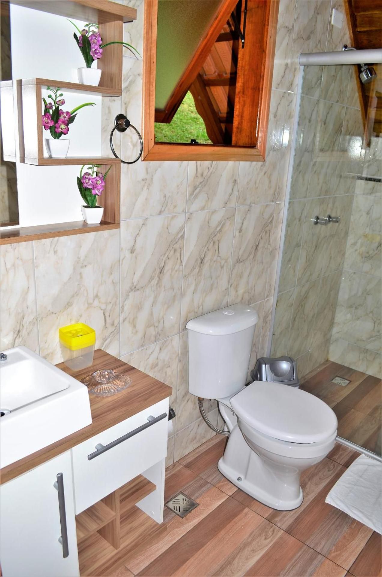 Standard Chalet