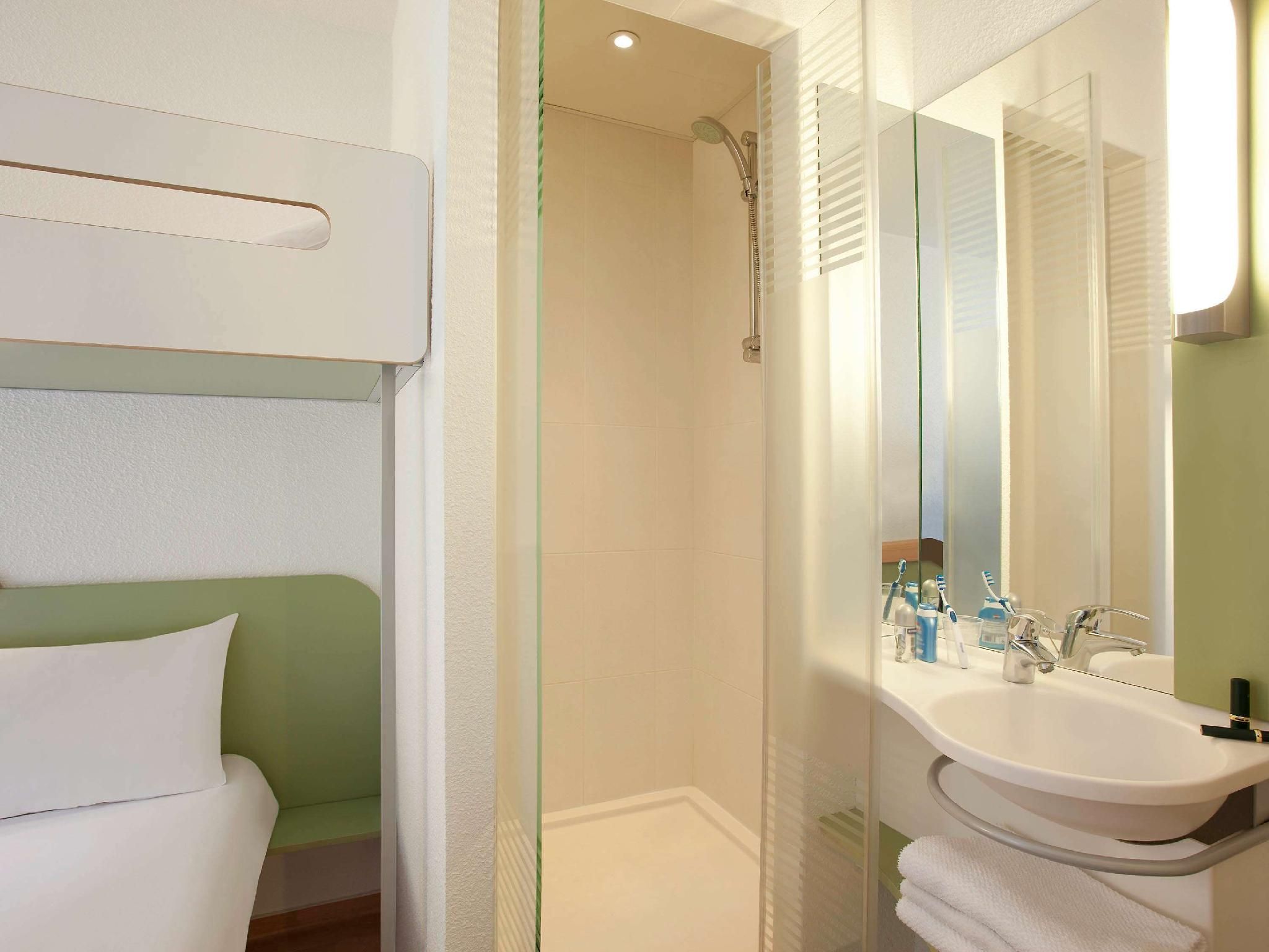 ROOM - 2 single beds + 1 bunk bed