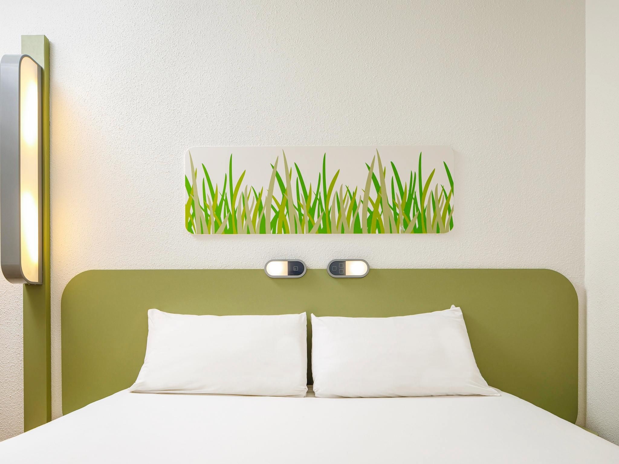Double - Room With A Large Bed For 2 People