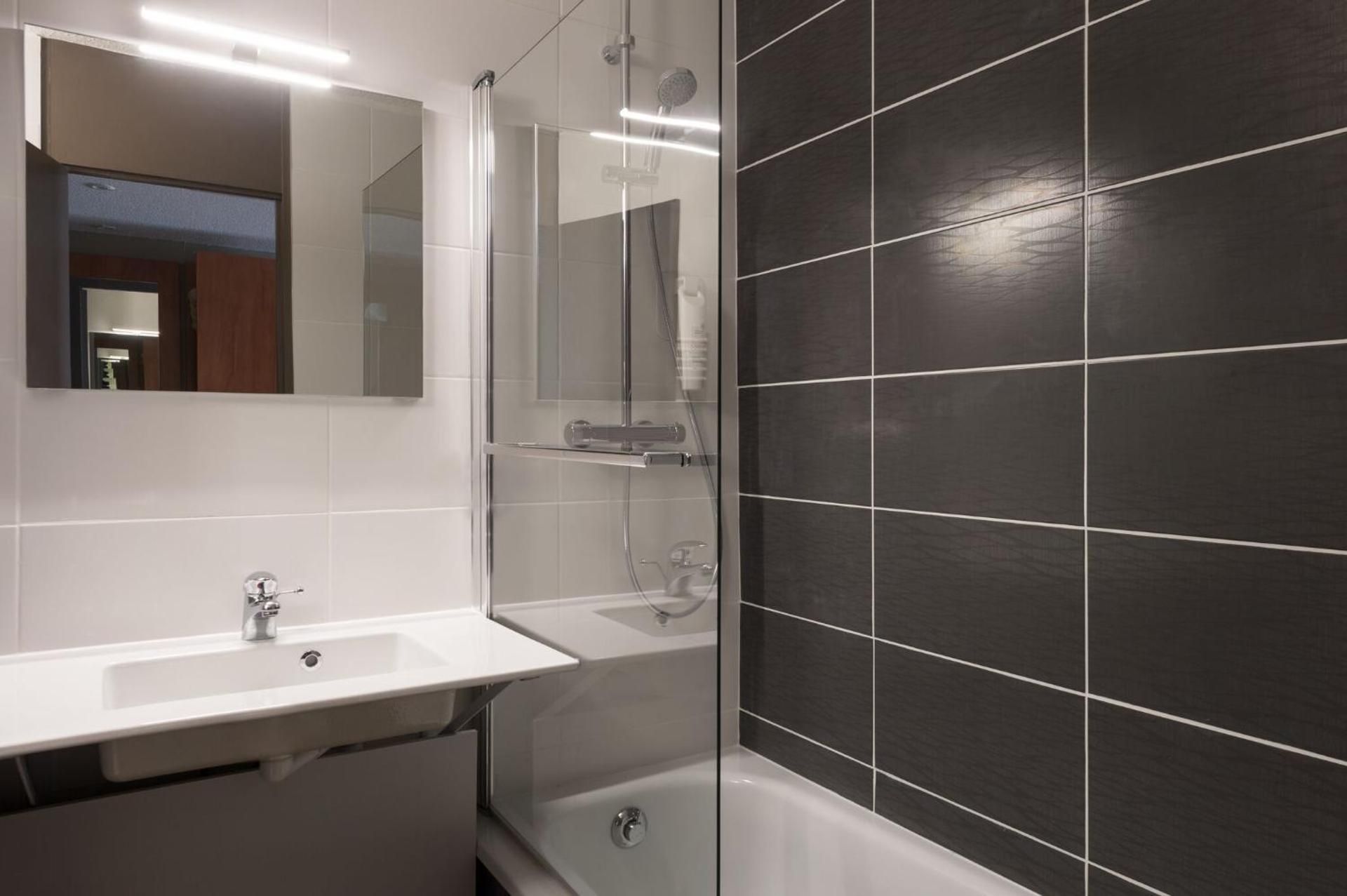 Double Room with Air Conditioning