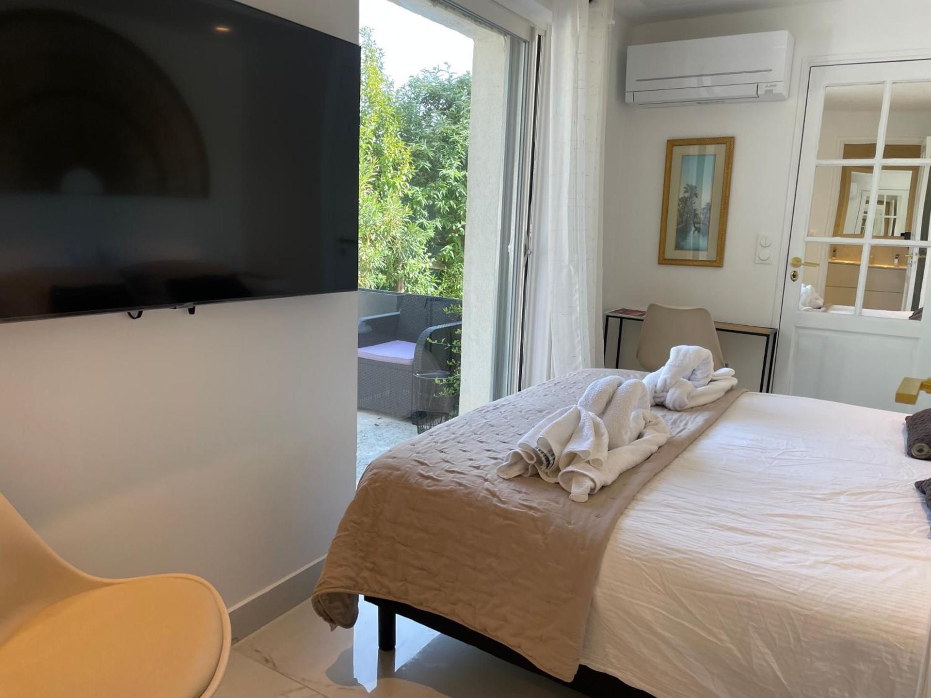 Small Double Room