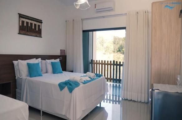 Suite with Lake View