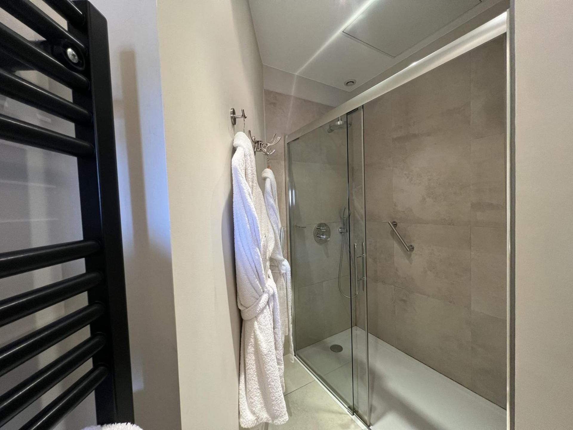 Suite with Italian shower