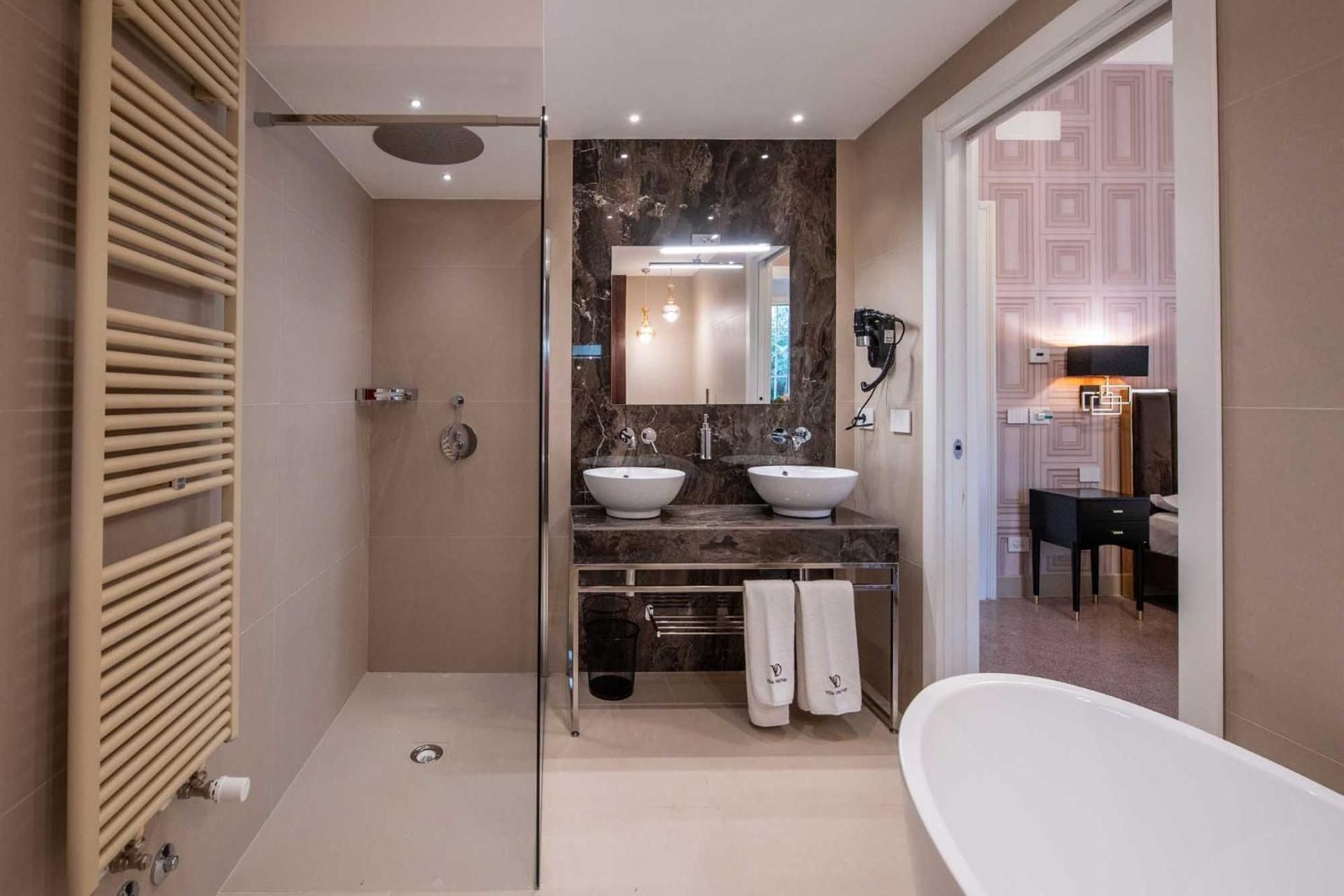 Duplex Quadruple Room