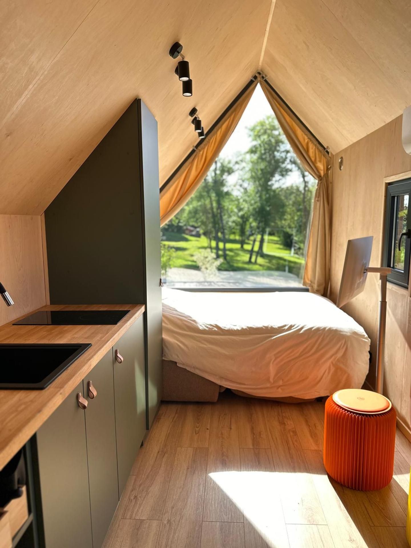 Studio with Terrace