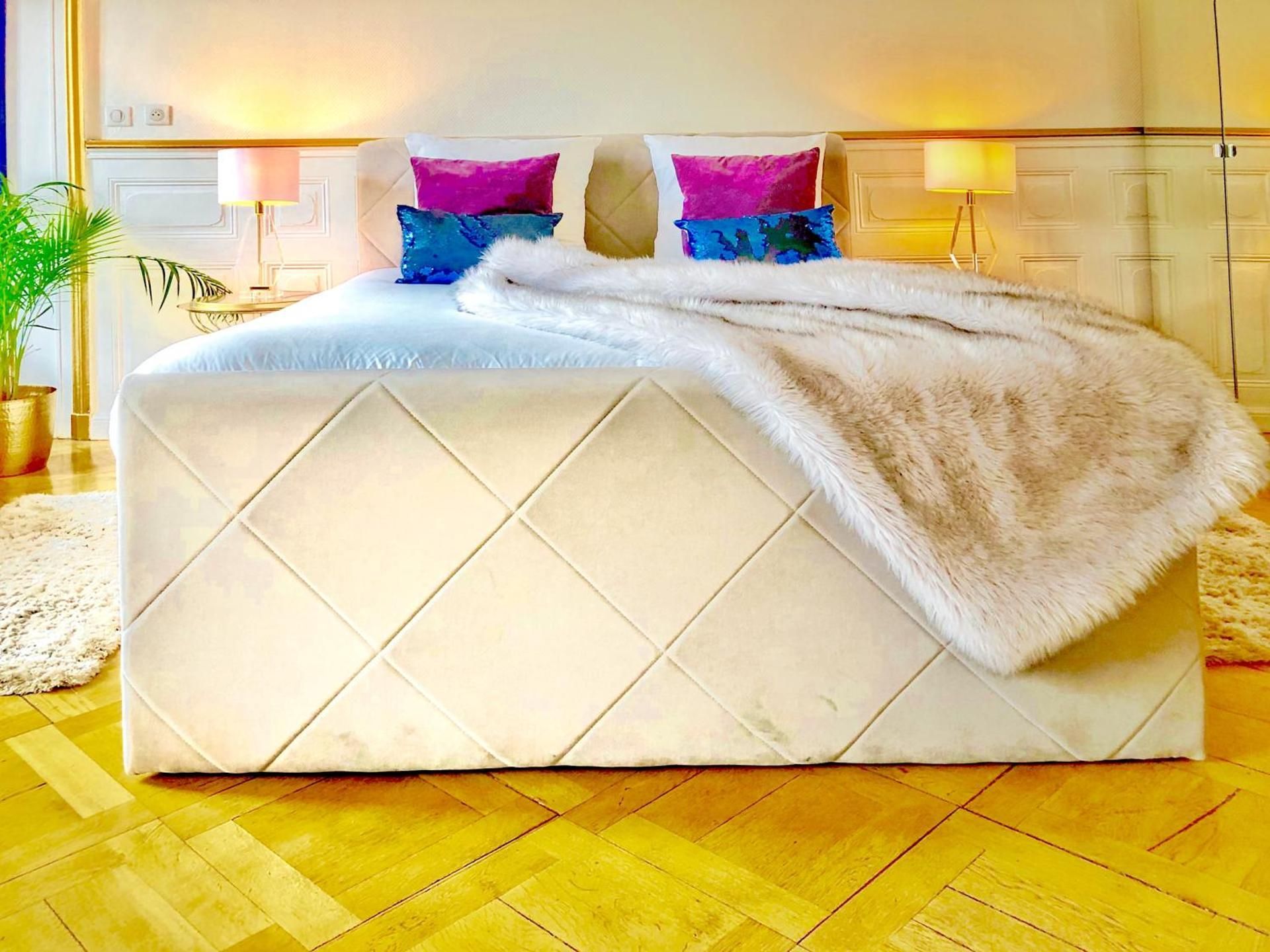 Junior Suite with Balcony