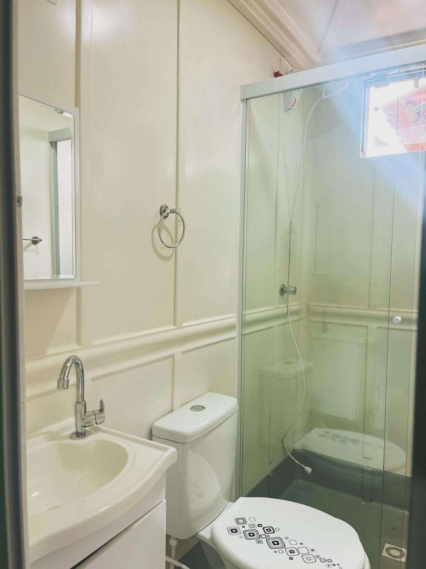 Suite with Pool View