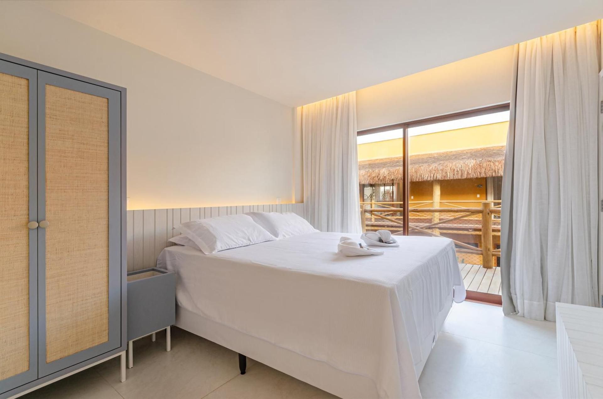 Three-Bedroom Premium Apartment with Balcony
