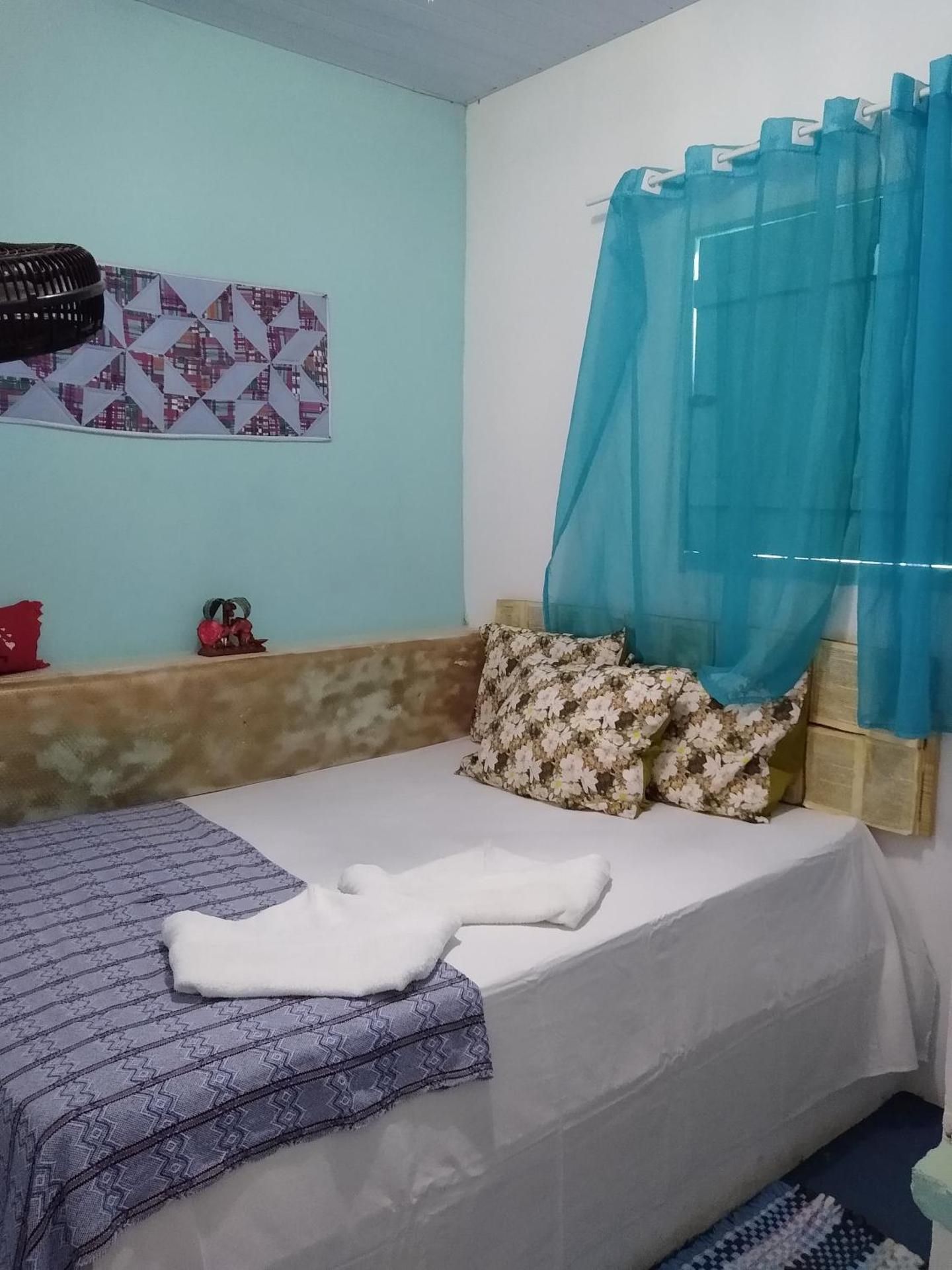 Deluxe Room (2 Adults + 1 Child)