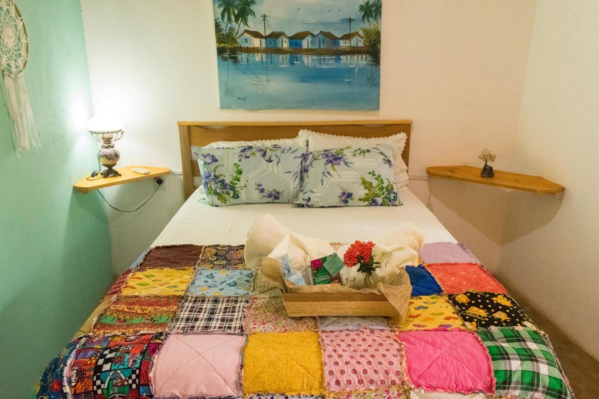 Deluxe Room (2 Adults + 1 Child)