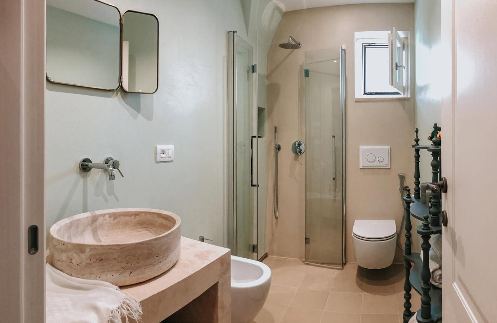 Deluxe One-Bedroom Apartment with City View