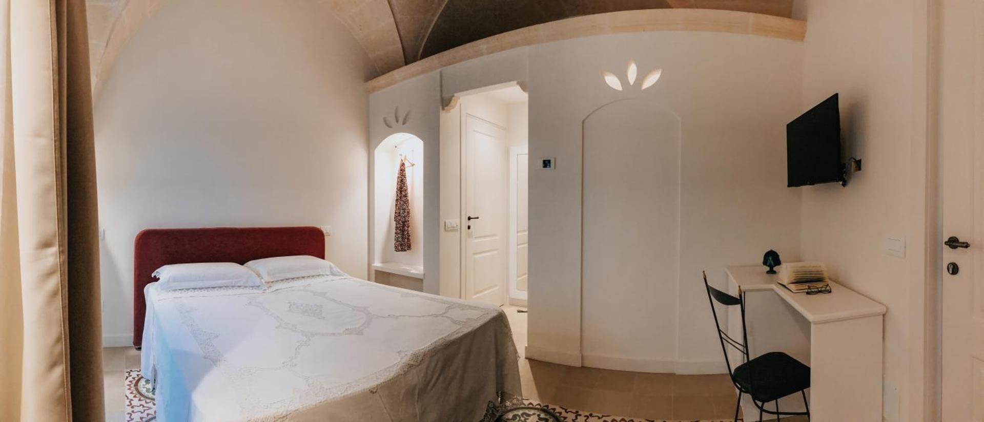 Deluxe Double or Twin Room with Balcony