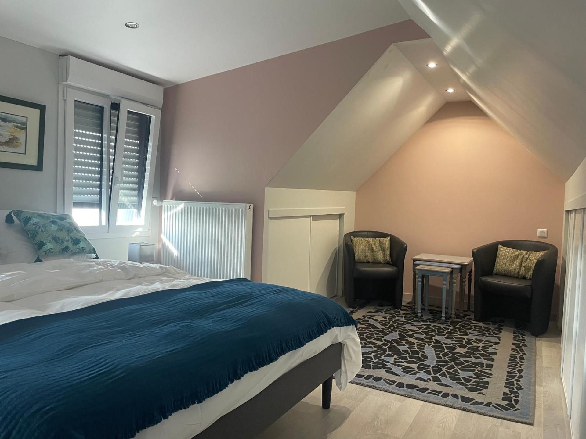 Superior King Room